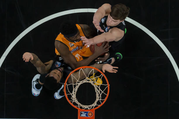 员通过精确 员通过精确